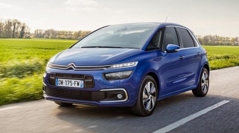Citroën C4 Picasso II (2016-2018) – caixa de fusíveis