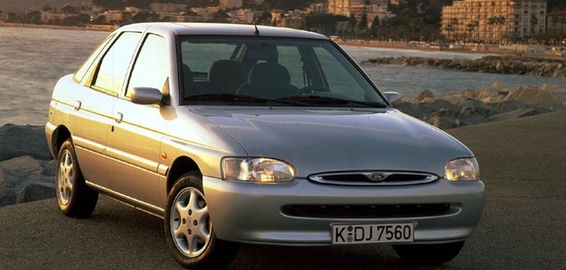 Ford Escort VII (1995-1999) – baterias