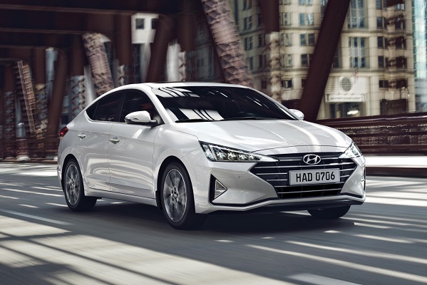 Hyundai Elantra VI (2015-2020) – caixa de fusíveis