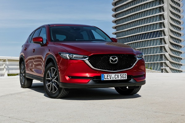 Mazda CX-5 (2G) (2017-2022) – caixa de fusíveis