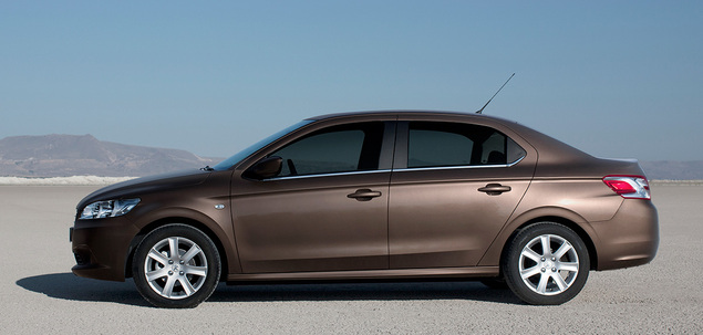 Peugeot 301 (2012-2018) – caixa de fusíveis