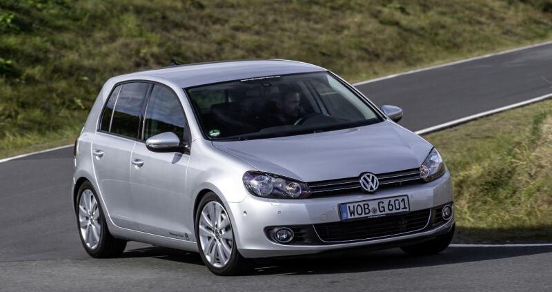 Volkswagen Golf VI (2008-2013) – caixa de fusíveis